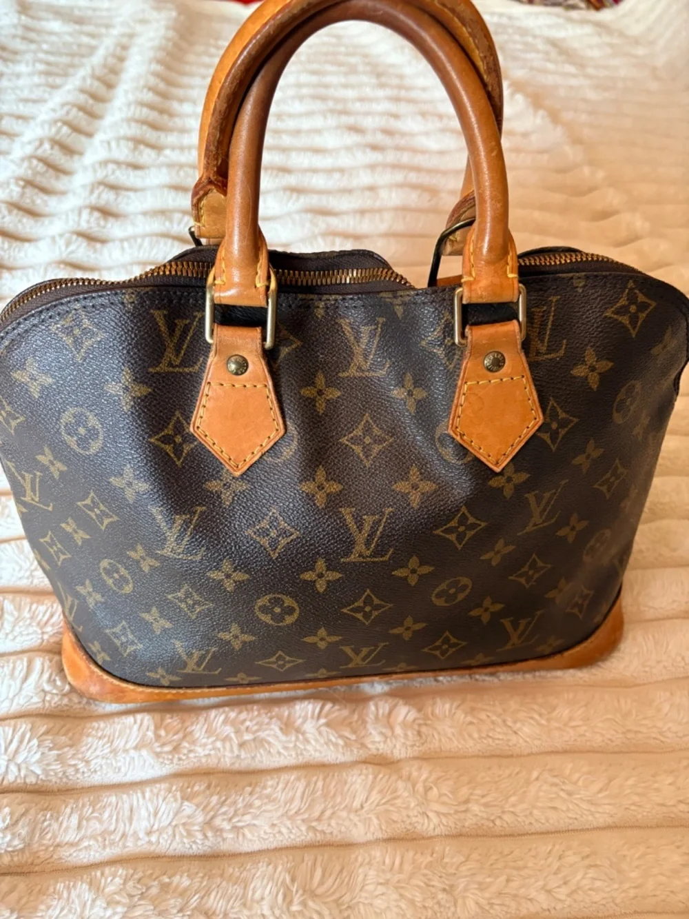 Authentic Louis Vuitton Vintage Alma PM Monogram Satchel 1994 Made in France